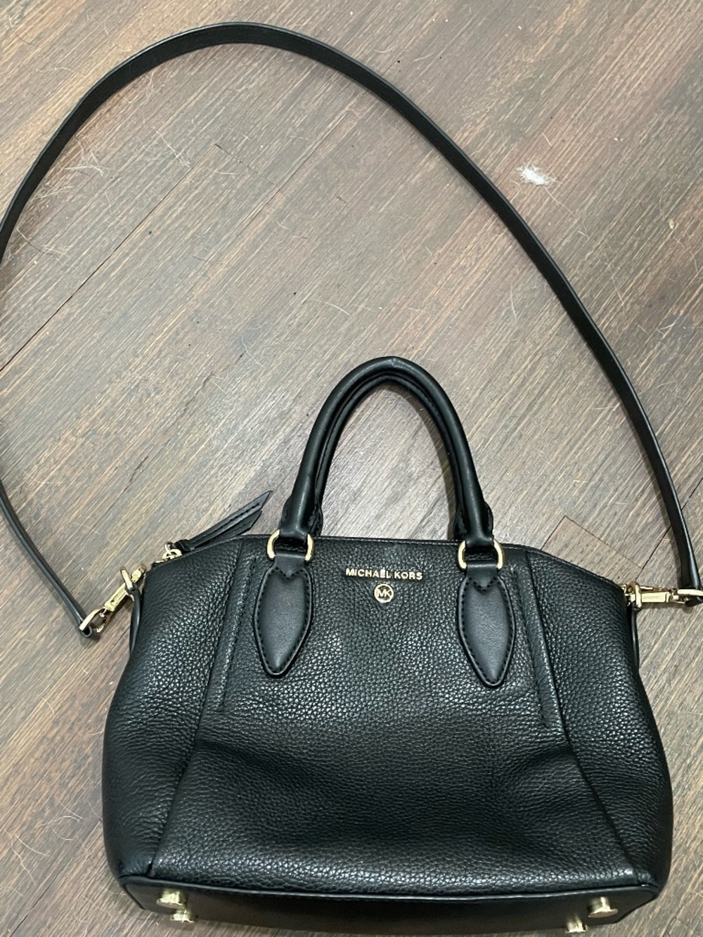 Trendy Authentic Black Michael Kors purse
